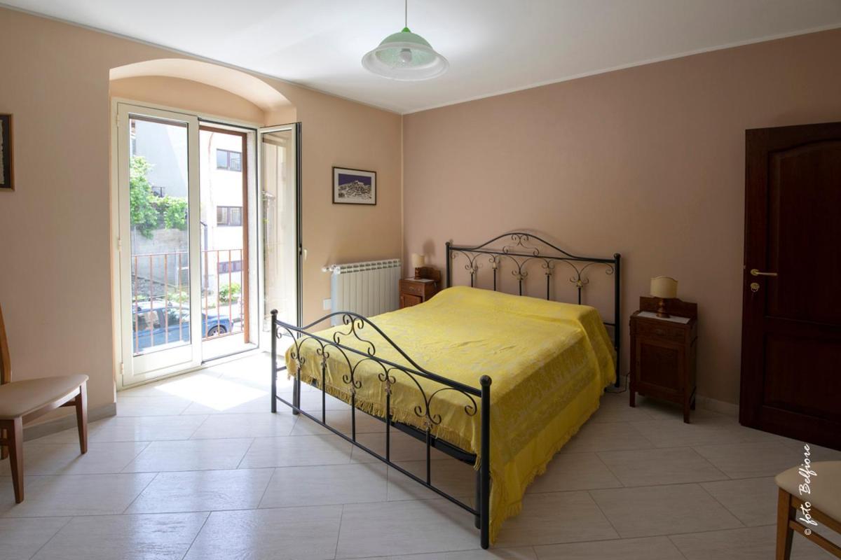 B&B "Nonna Maria"-Монтальбано-Елікона Екстер'єр фото